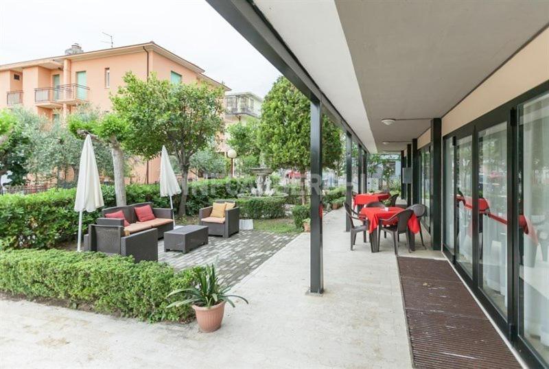 Hotel Paradiso Ρίμινι Εξωτερικό φωτογραφία