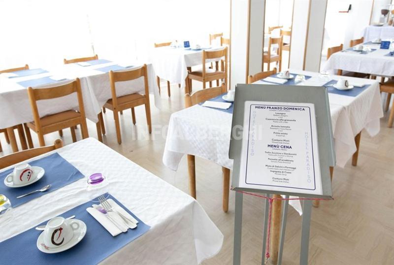 Hotel Paradiso Ρίμινι Εξωτερικό φωτογραφία